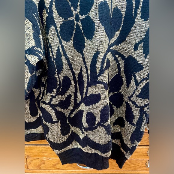 Jane Adams crewneck vintage sweater. Size Medium? Gold and Black. - Picture 2 of 4